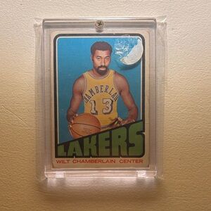 Wilt Chamberlain 1972 Topps Base Card #1 Low Grade